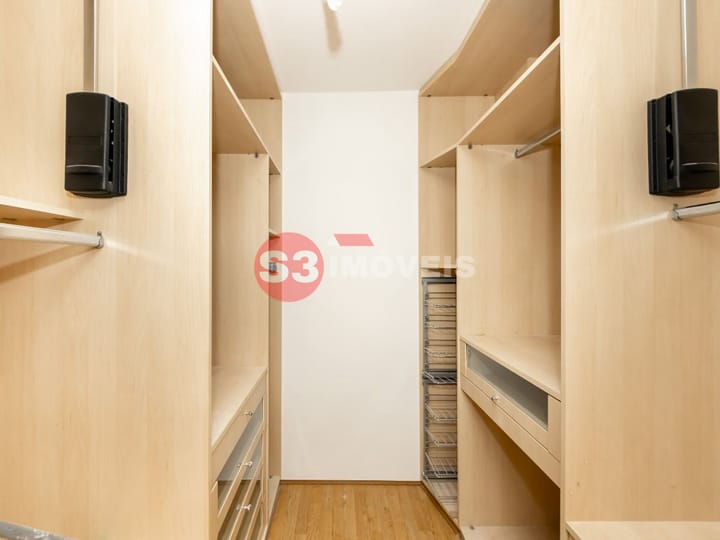 Apartamento à venda com 3 quartos, 190m² - Foto 17