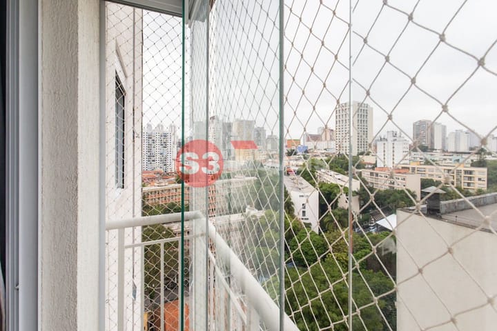 Apartamento à venda com 2 quartos, 40m² - Foto 18