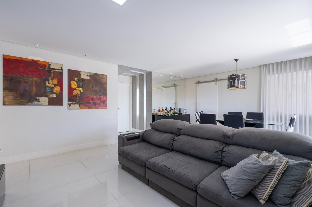 Apartamento à venda com 4 quartos, 162m² - Foto 9