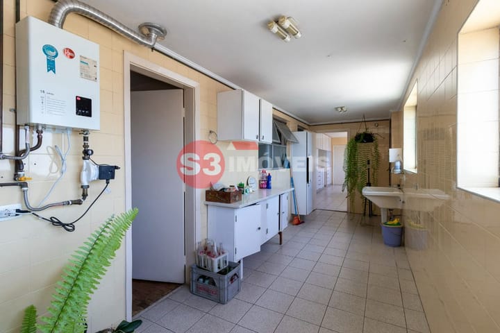 Apartamento à venda com 3 quartos, 227m² - Foto 31