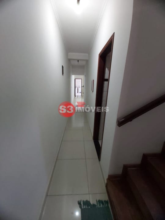 Casa à venda com 3 quartos, 245m² - Foto 11