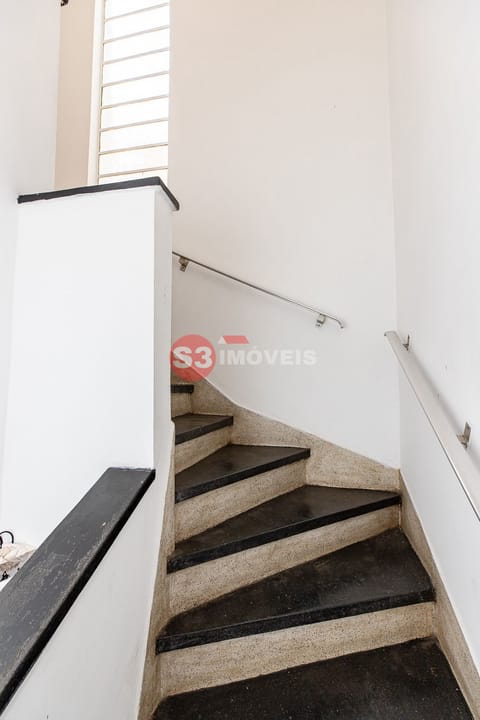 Casa à venda com 3 quartos, 120m² - Foto 26