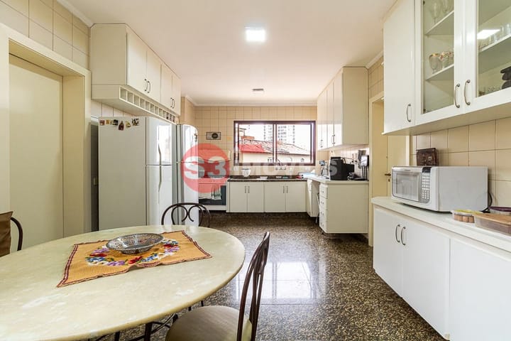 Apartamento à venda com 4 quartos, 289m² - Foto 3