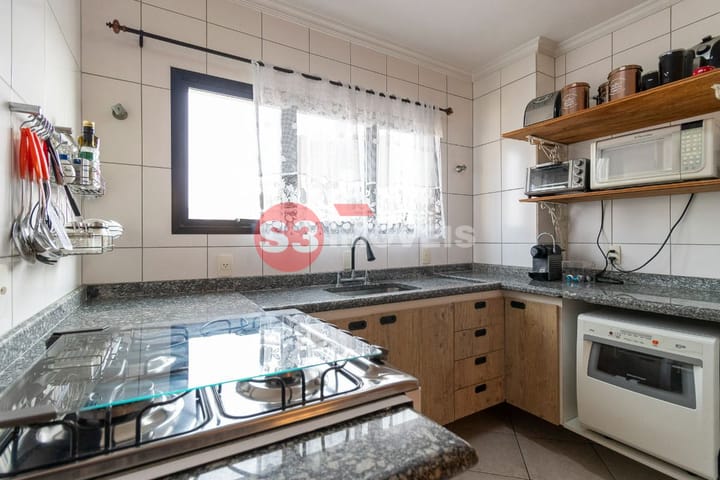 Apartamento à venda com 4 quartos, 142m² - Foto 11