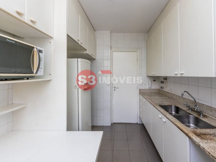 Apartamento à venda com 3 quartos, 127m² - Foto 28