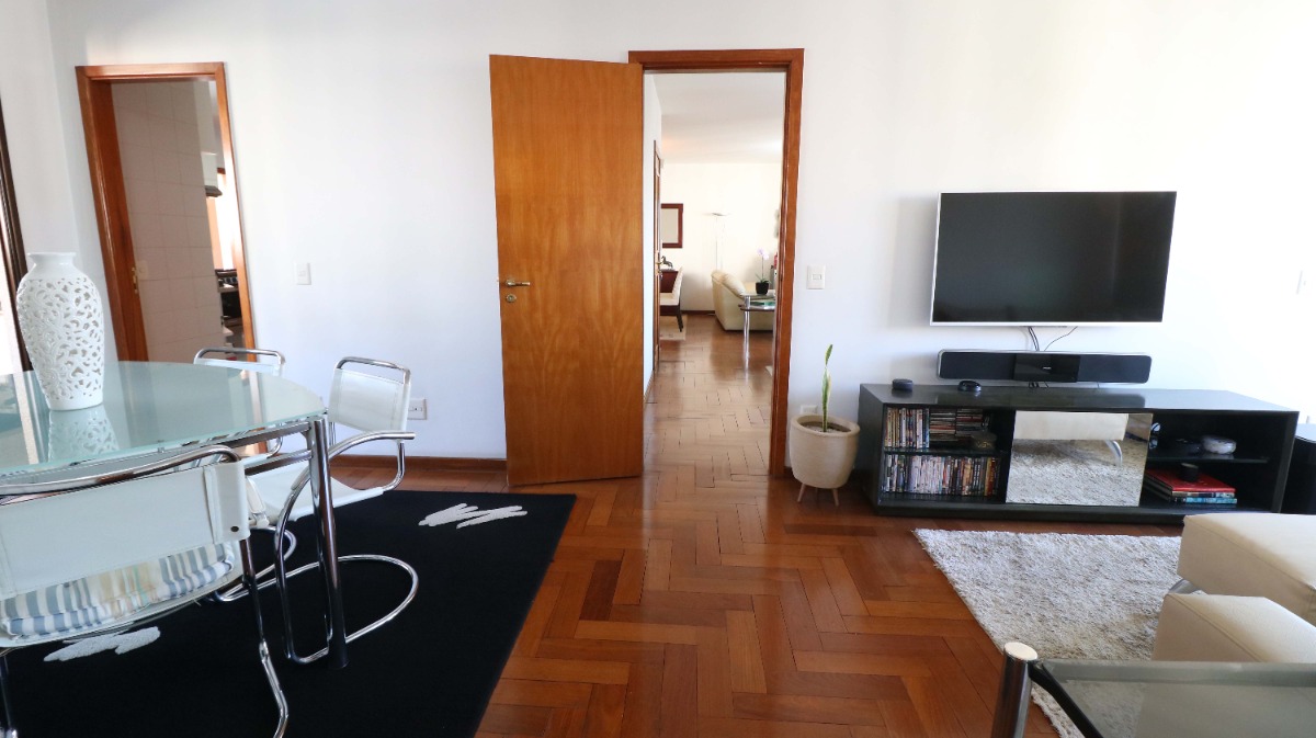 Apartamento à venda com 4 quartos, 226m² - Foto 17