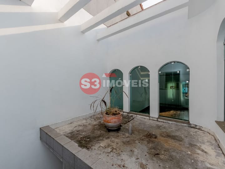 Casa à venda com 3 quartos, 250m² - Foto 29