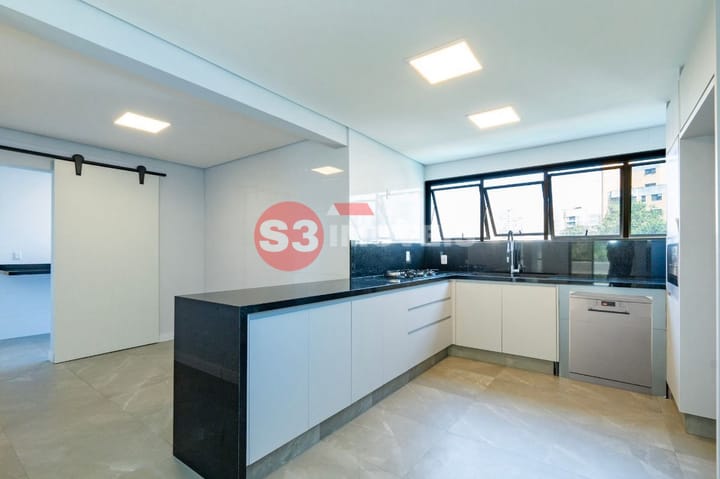 Apartamento à venda com 4 quartos, 203m² - Foto 41