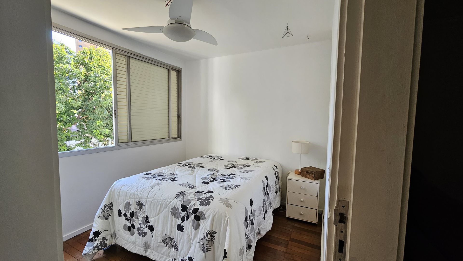 Apartamento à venda com 3 quartos, 131m² - Foto 16