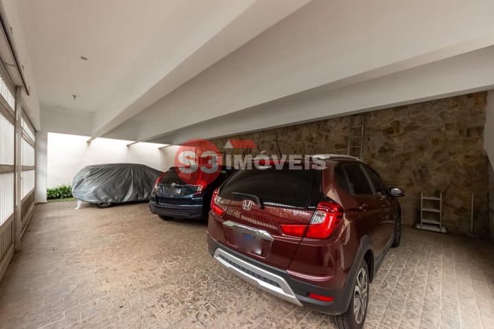 Casa à venda com 3 quartos, 700m² - Foto 19