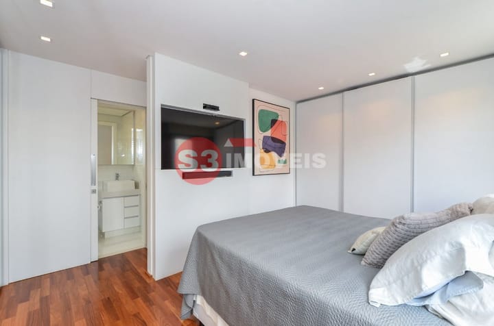 Apartamento à venda com 4 quartos, 131m² - Foto 21