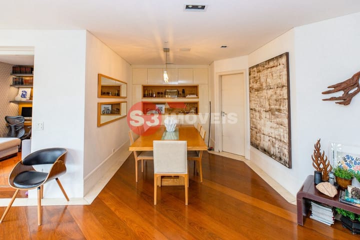 Apartamento à venda com 3 quartos, 205m² - Foto 13