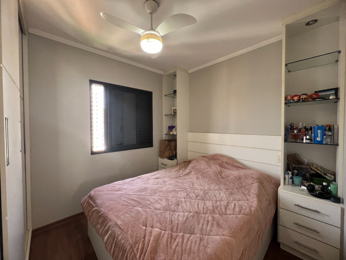 Apartamento à venda com 3 quartos, 76m² - Foto 17