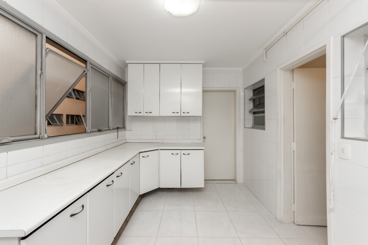 Apartamento à venda com 3 quartos, 117m² - Foto 25