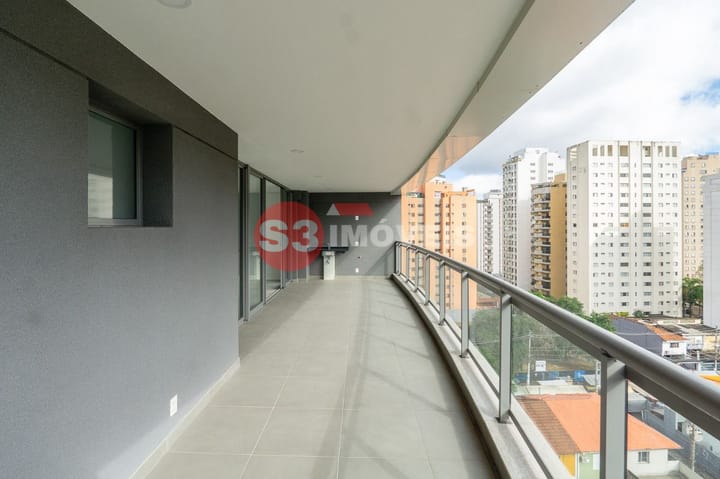 Apartamento à venda com 3 quartos, 134m² - Foto 2