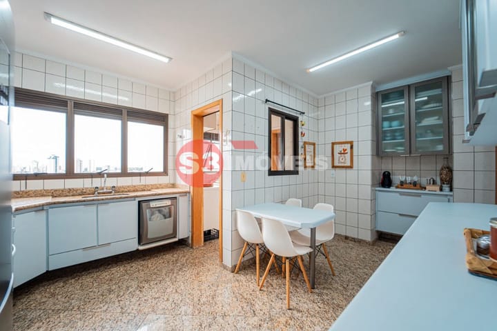 Apartamento à venda com 3 quartos, 139m² - Foto 43