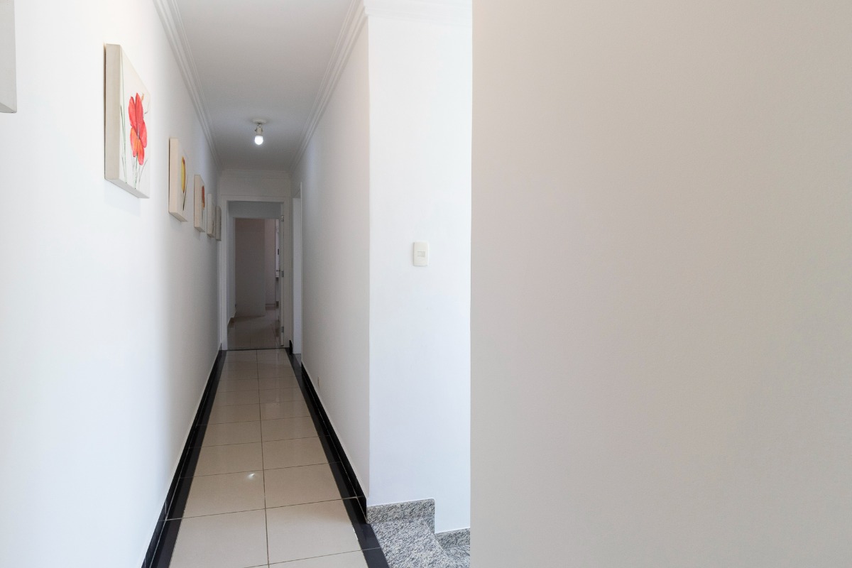 Casa à venda com 3 quartos, 271m² - Foto 19