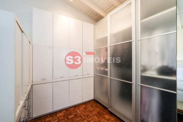 Casa de Condomínio à venda com 3 quartos, 361m² - Foto 9