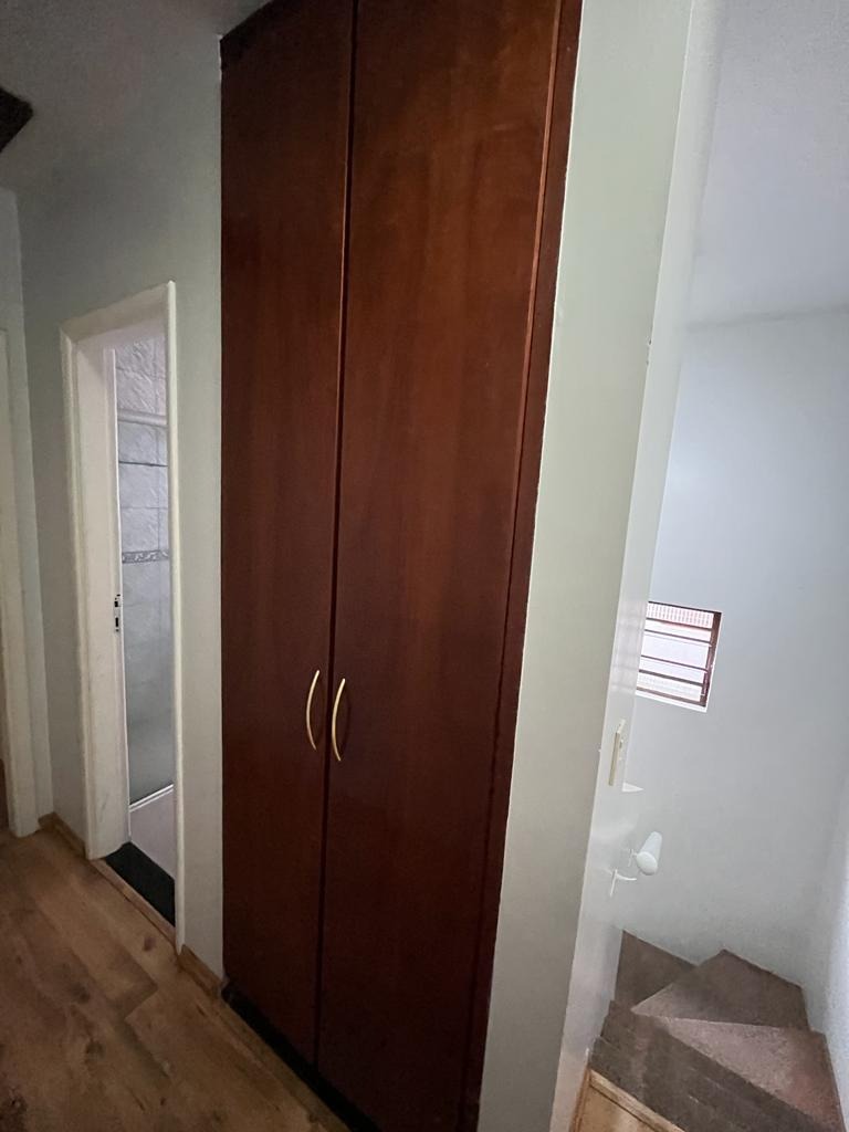 Casa à venda com 3 quartos, 198m² - Foto 10