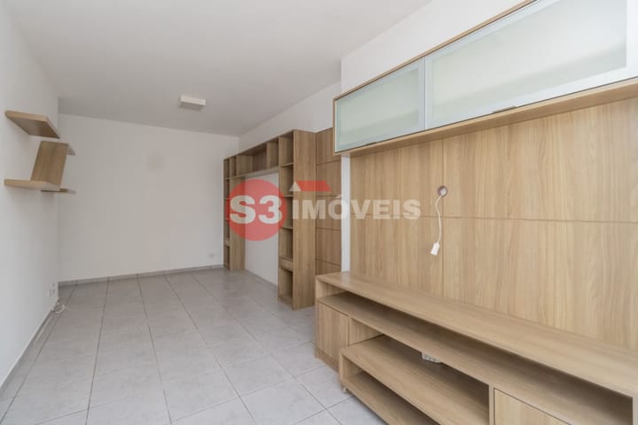 Apartamento à venda com 2 quartos, 70m² - Foto 3