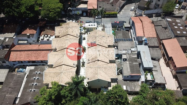 Casa de Condomínio à venda com 3 quartos, 157m² - Foto 24