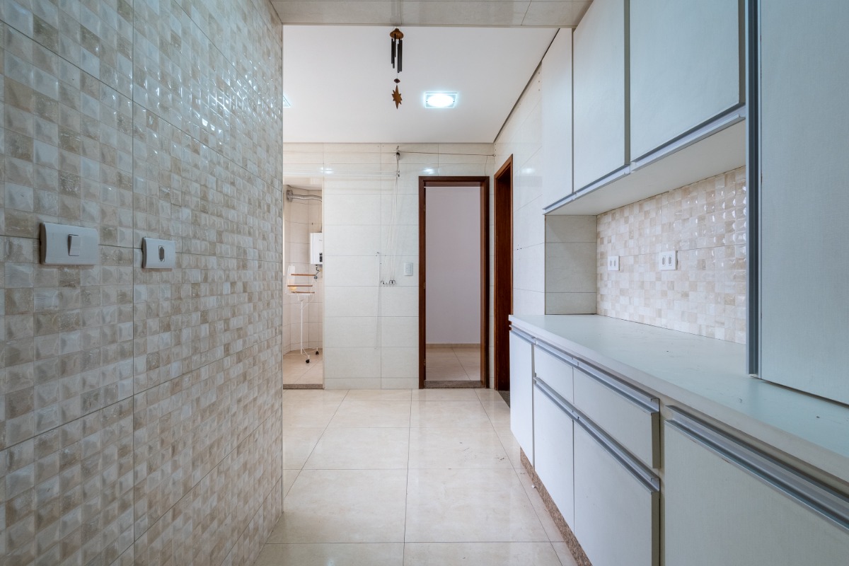 Apartamento à venda com 4 quartos, 220m² - Foto 50