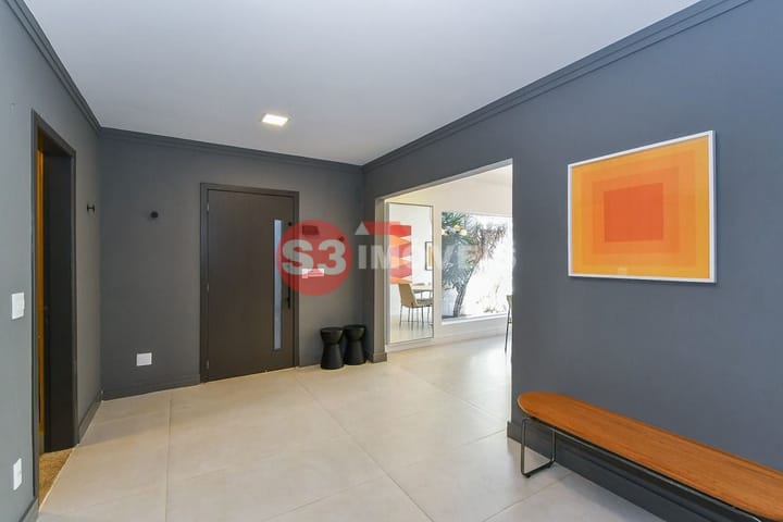 Casa à venda com 4 quartos, 240m² - Foto 8