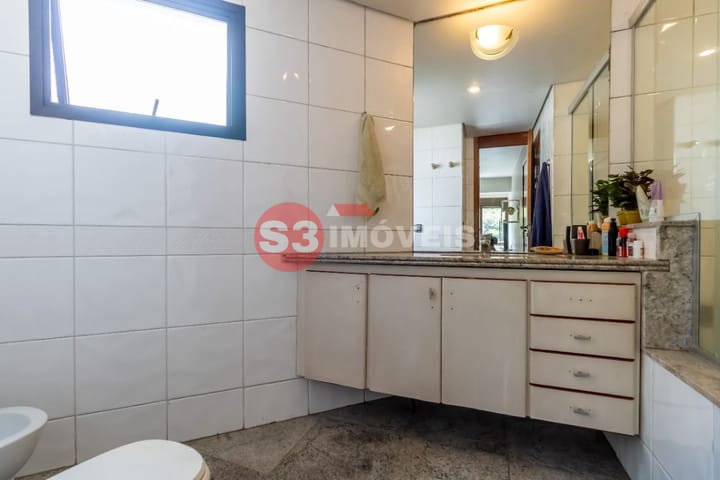 Apartamento à venda com 3 quartos, 245m² - Foto 24