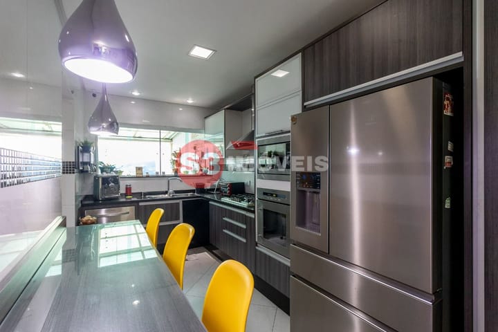 Casa à venda com 3 quartos, 169m² - Foto 9