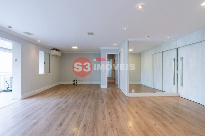 Apartamento à venda com 3 quartos, 145m² - Foto 7