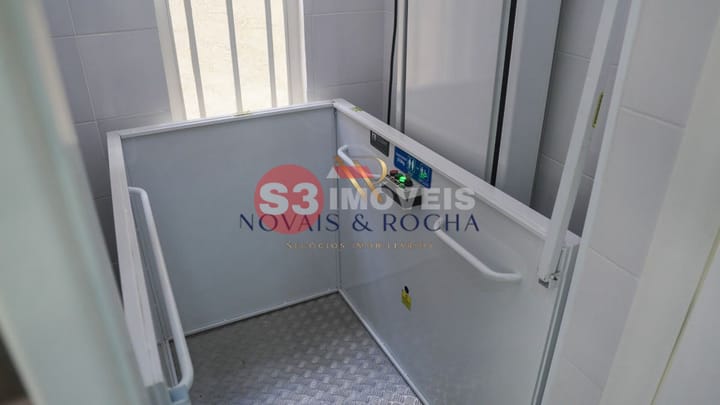 Casa à venda com 3 quartos, 211m² - Foto 20