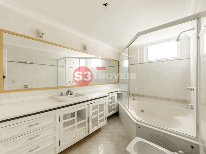 Apartamento à venda com 3 quartos, 190m² - Foto 18