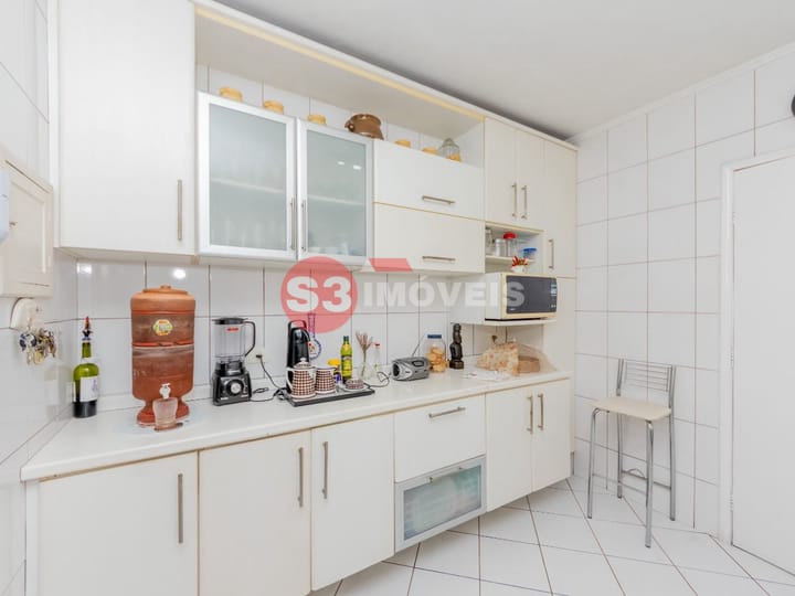 Casa à venda com 3 quartos, 200m² - Foto 10