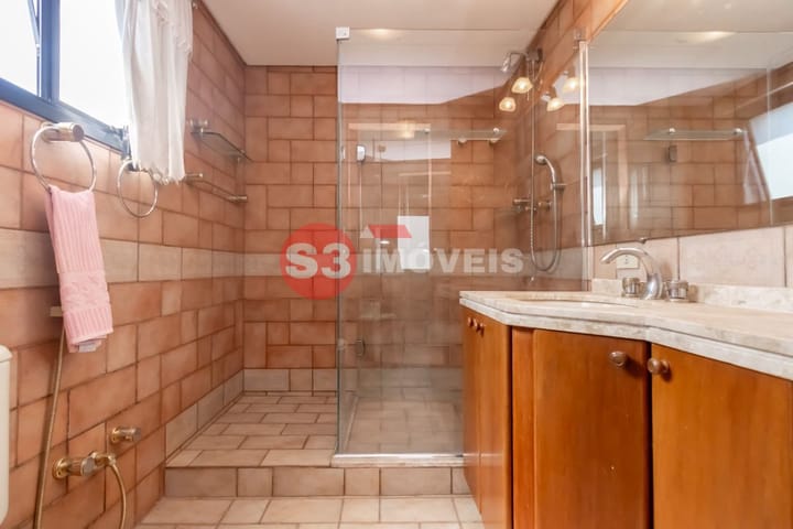 Apartamento à venda com 3 quartos, 136m² - Foto 25