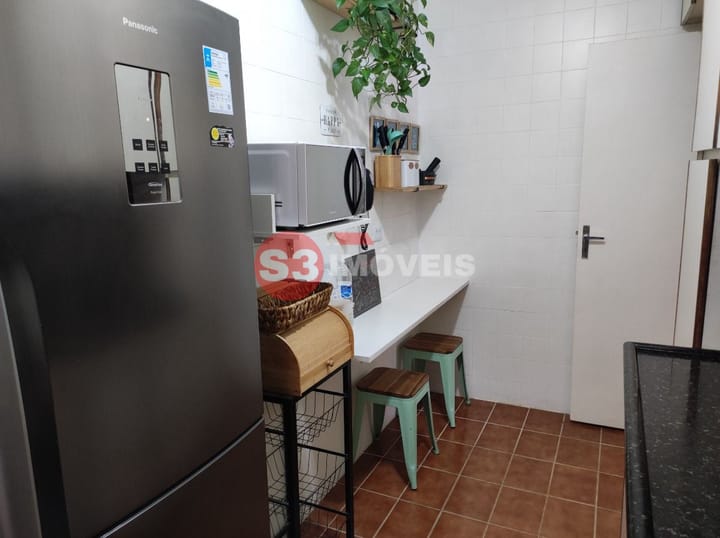 Apartamento à venda com 2 quartos, 64m² - Foto 24