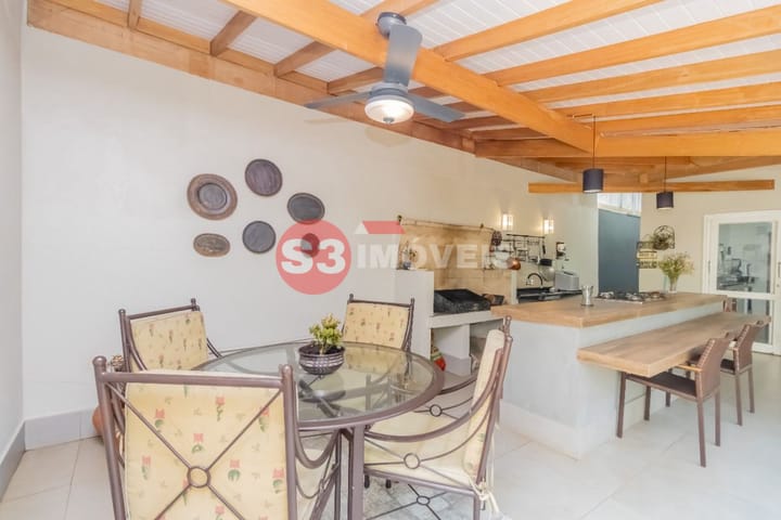 Casa à venda com 5 quartos, 350m² - Foto 11