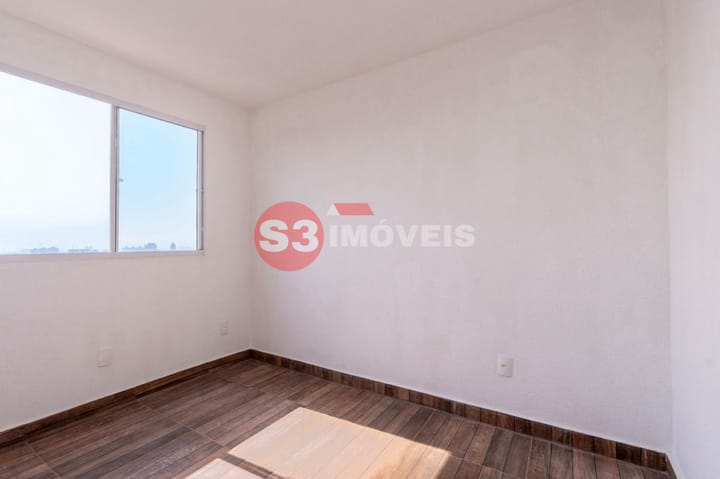 Apartamento à venda com 2 quartos, 41m² - Foto 15