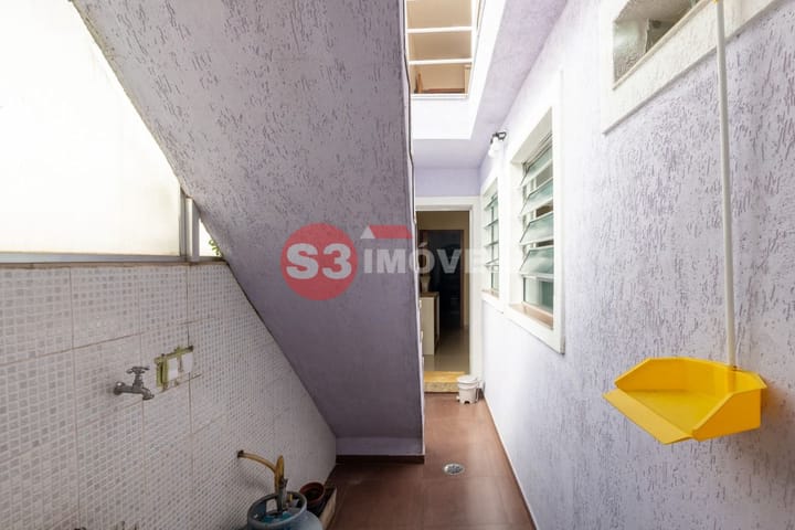 Casa à venda com 3 quartos, 180m² - Foto 20