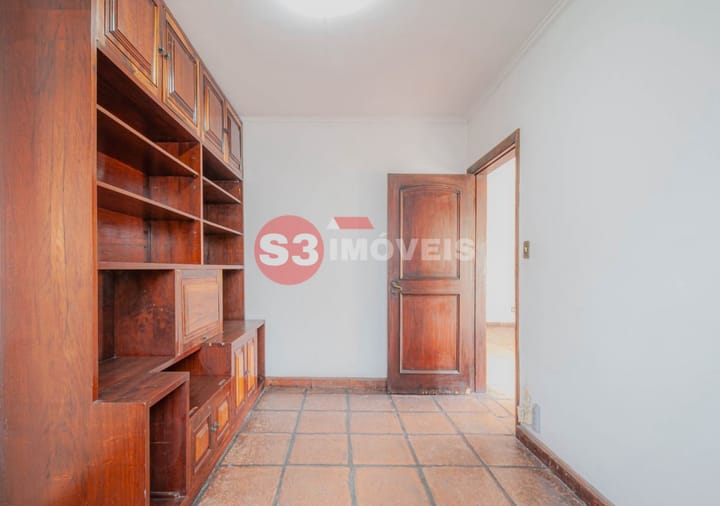 Casa à venda com 4 quartos, 216m² - Foto 15