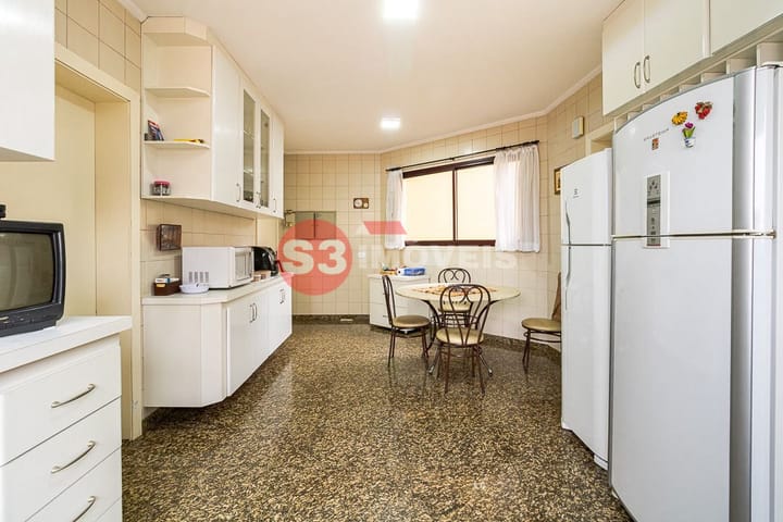 Apartamento à venda com 4 quartos, 289m² - Foto 5