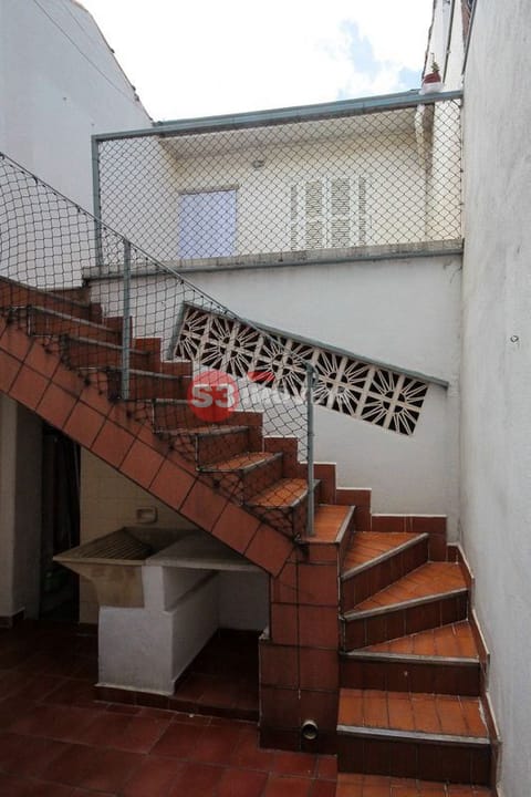 Casa à venda com 2 quartos, 160m² - Foto 13