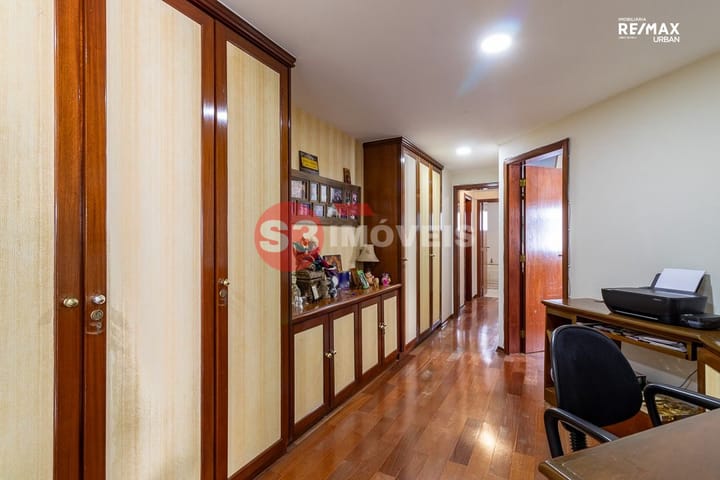 Apartamento à venda com 4 quartos, 250m² - Foto 27