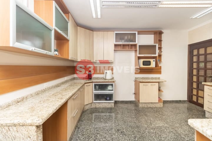 Casa à venda com 3 quartos, 380m² - Foto 13