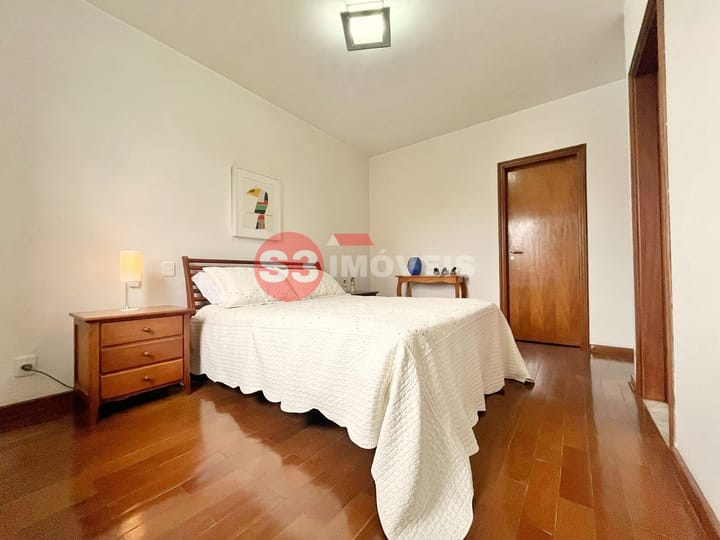 Casa à venda com 4 quartos, 350m² - Foto 21