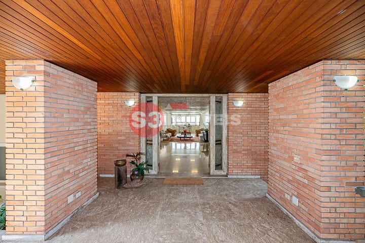 Casa à venda com 4 quartos, 1023m² - Foto 3