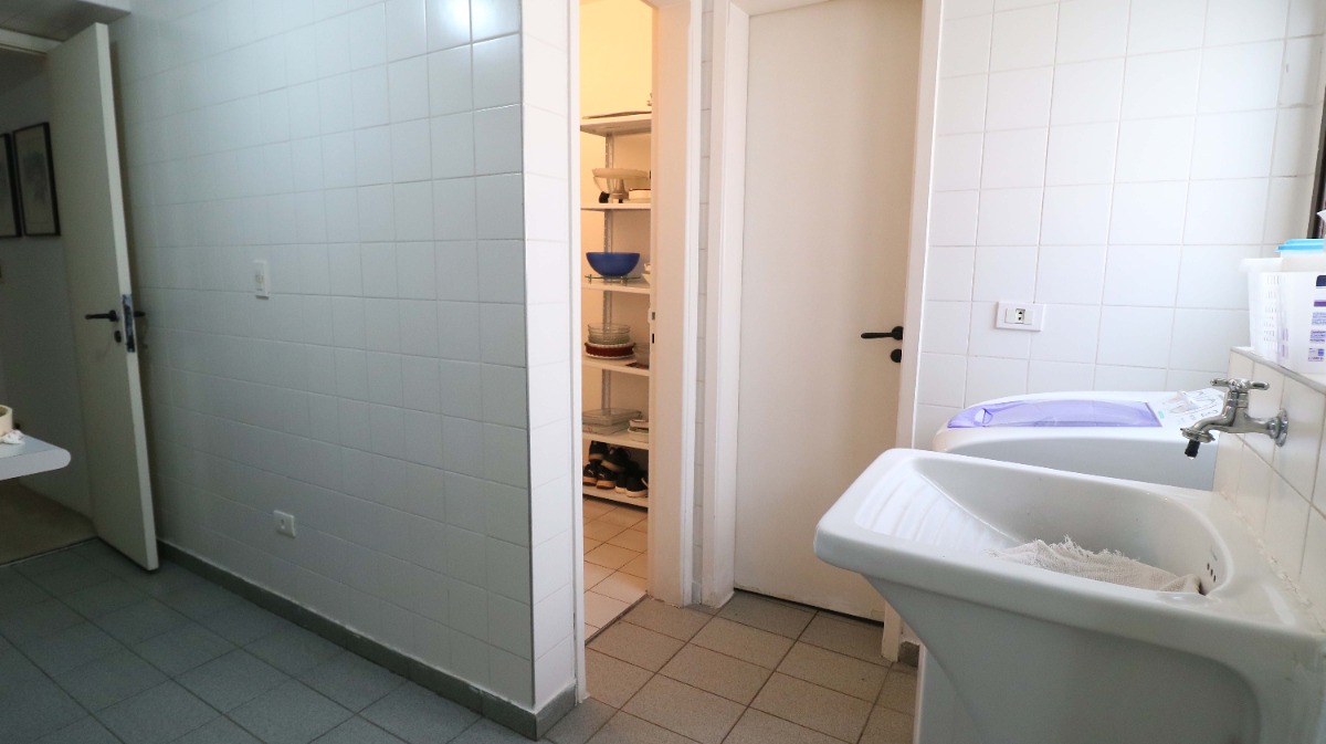 Apartamento à venda com 3 quartos, 127m² - Foto 29