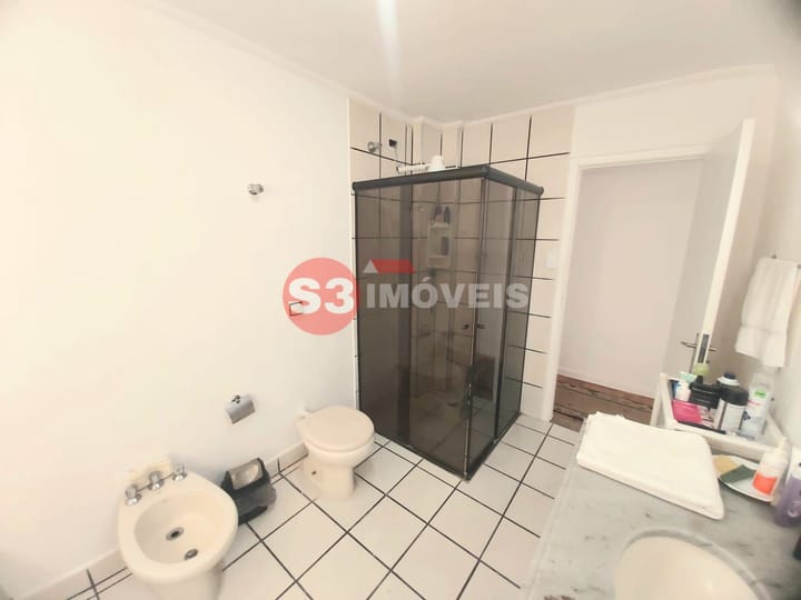 Apartamento à venda com 3 quartos, 139m² - Foto 18