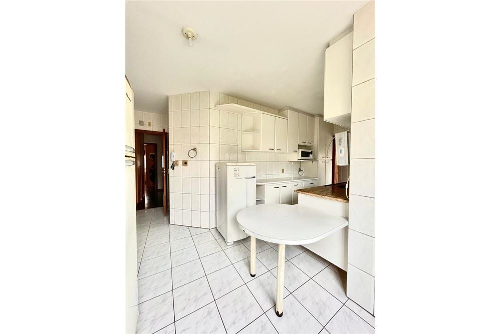 Apartamento à venda com 4 quartos, 177m² - Foto 14