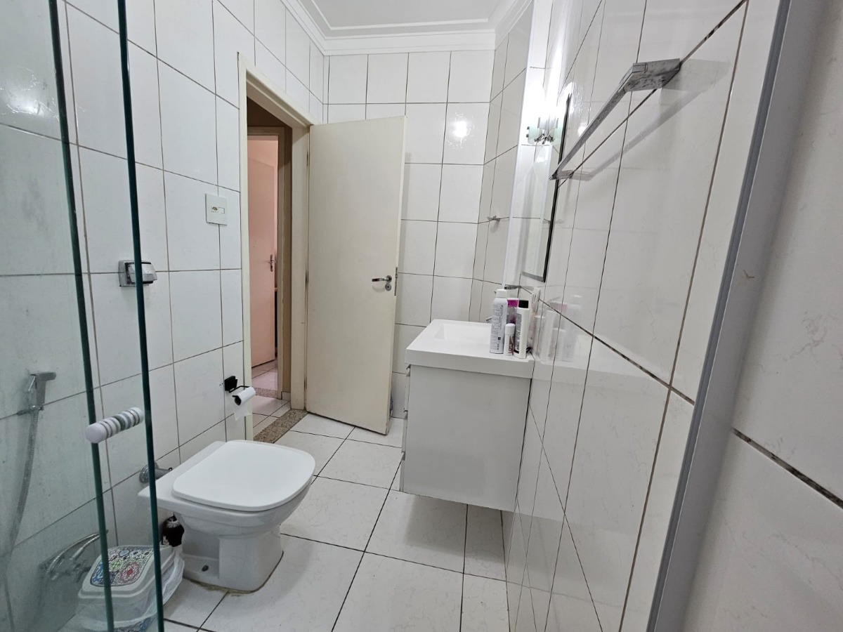 Apartamento à venda com 2 quartos, 62m² - Foto 14