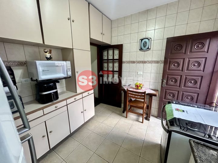 Casa à venda com 2 quartos, 136m² - Foto 16